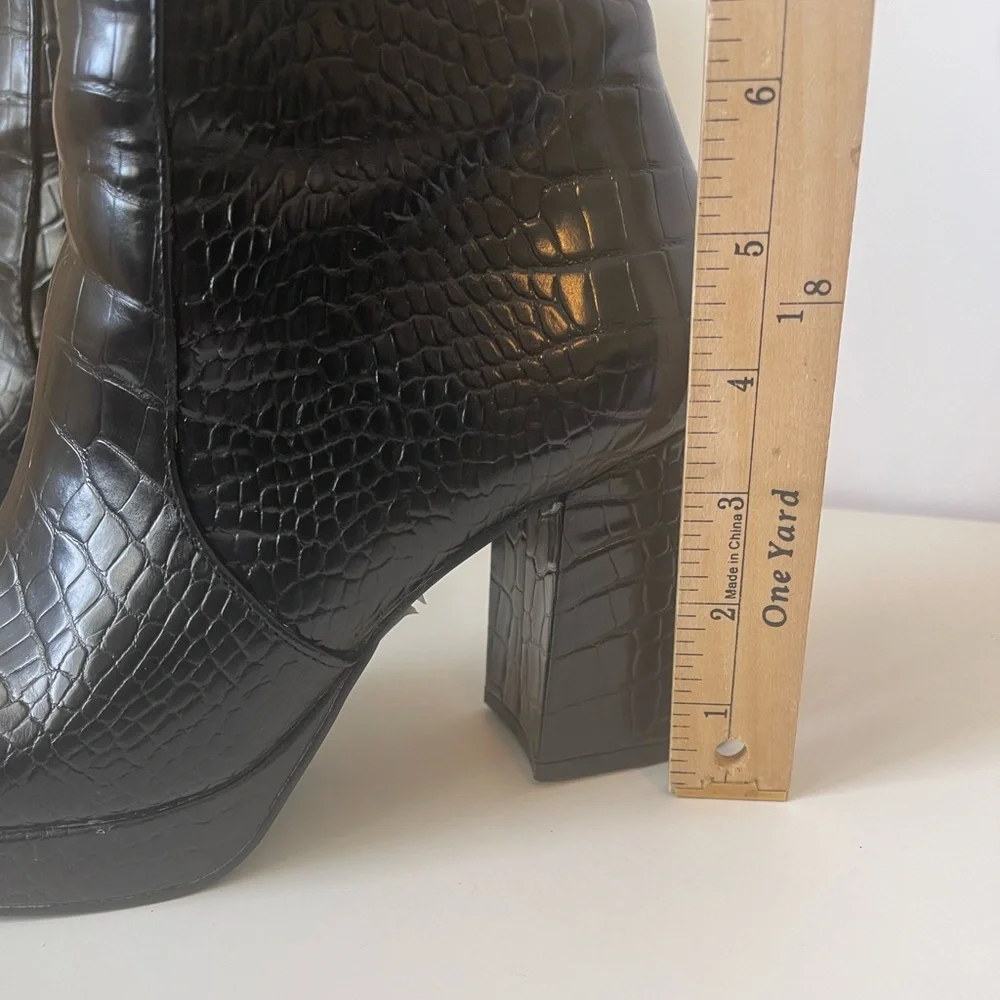ASOS Faux Leather Black Croc Platform Heeled Ankle Boots 40